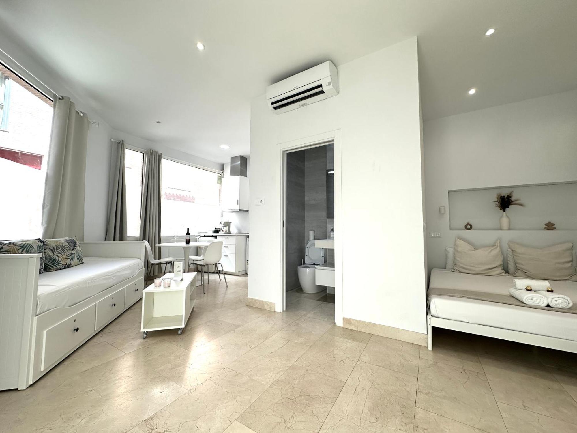 Andres Tamayo Av America Apartament Madryt