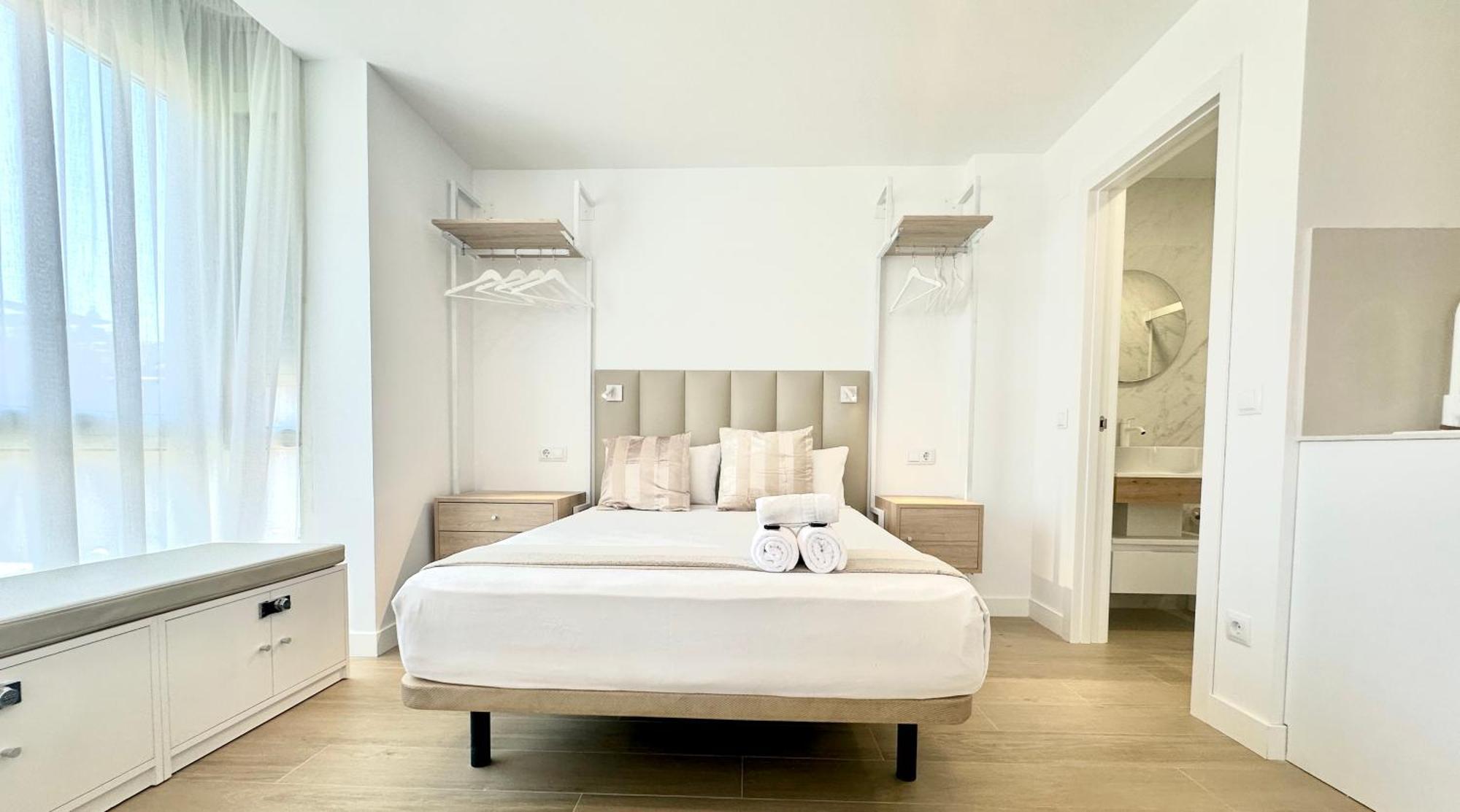 Andres Tamayo Av America Appartement *