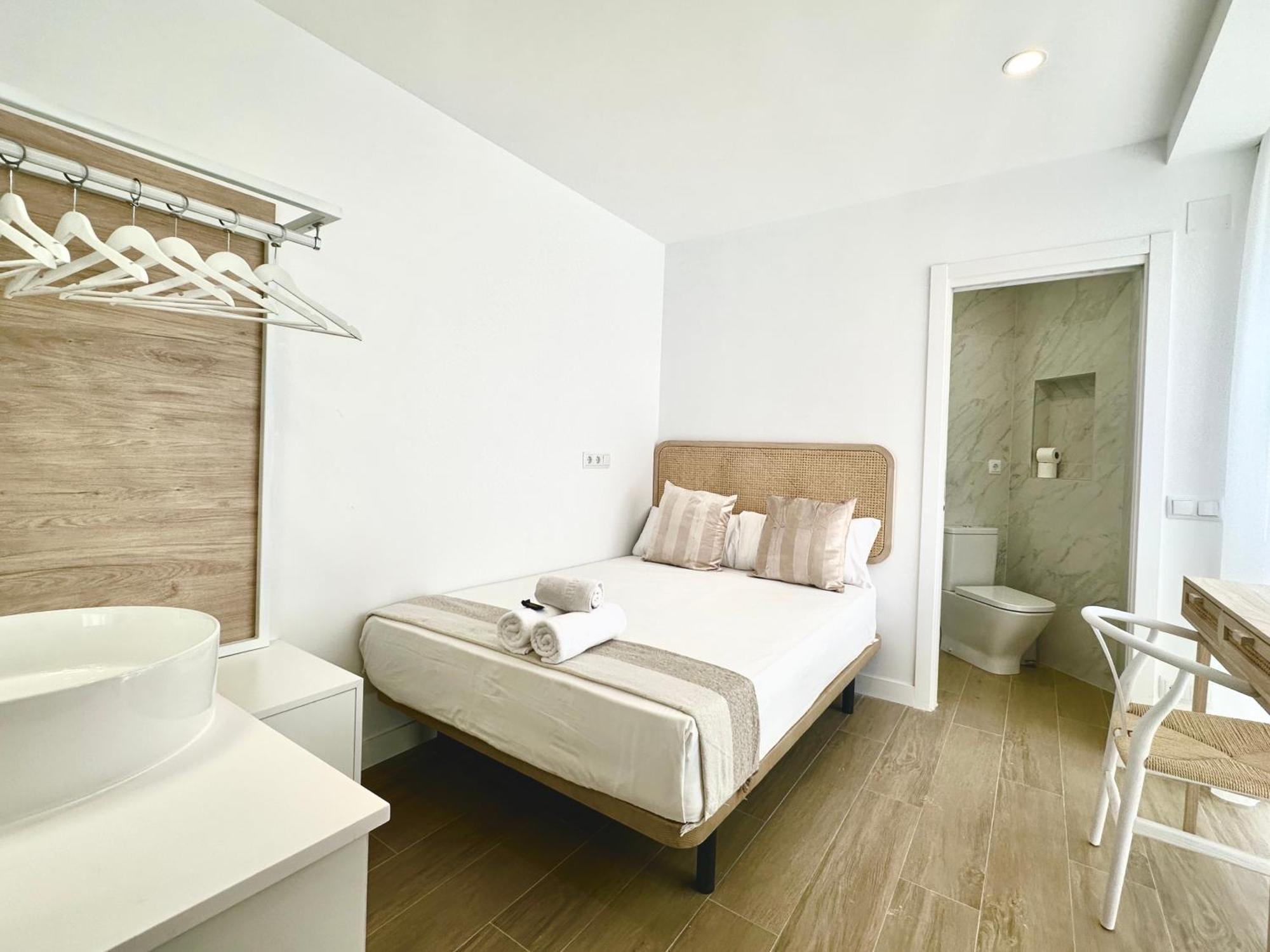Andres Tamayo Av America Appartement *